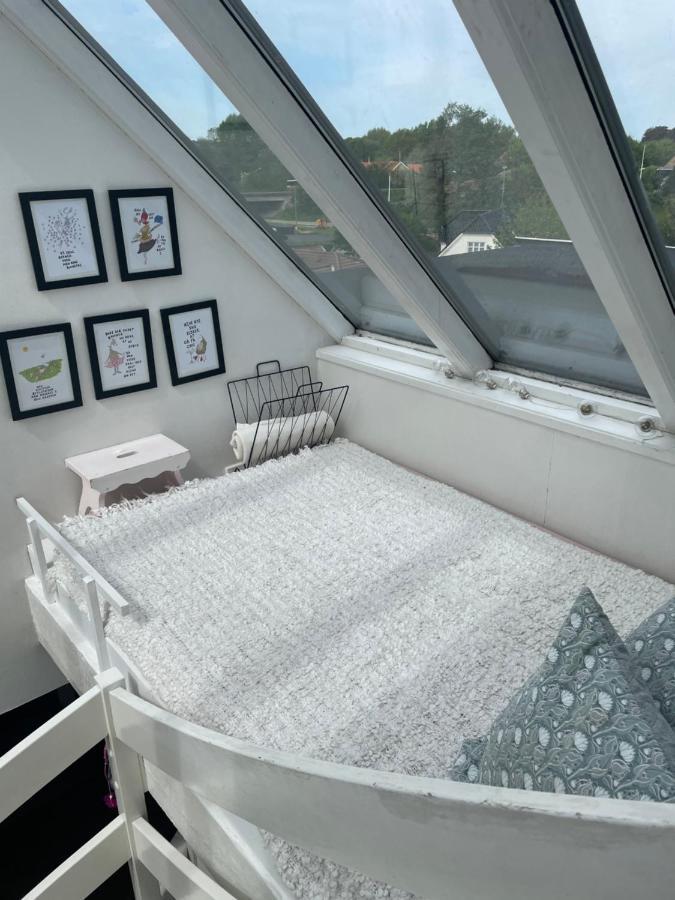 Cool Familyhome Close To The Beach W Two Cuddly Cats Espergærde Εξωτερικό φωτογραφία